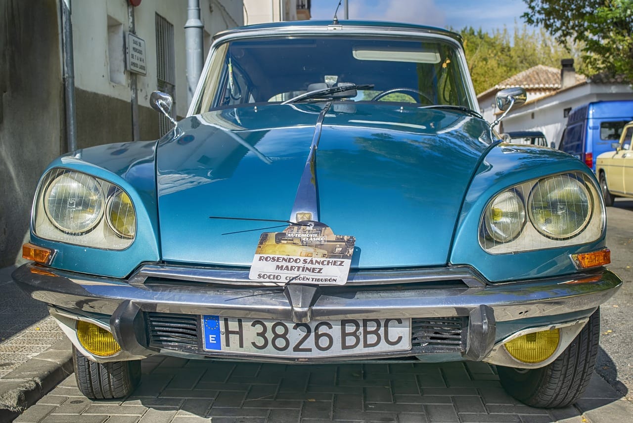 Jak nagrać dynamiczne ujęcia z jazdy Porsche?